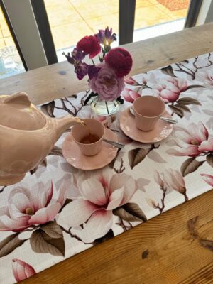 Magnolia Blossoms - Runner